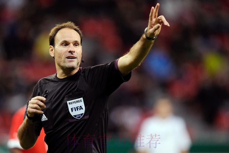 马德里德比主裁人选确定 西班牙名哨拉奥斯执法