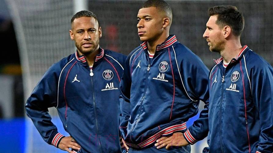 巴黎客战皇马大名单：梅西内马尔领衔 姆巴佩在列